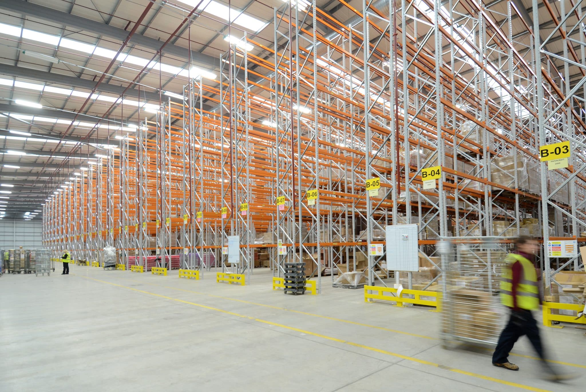 warehouse-fit-out-companies-uk A warehouse system installed by warehouse fit out contractors UK Teepee Materials Handling